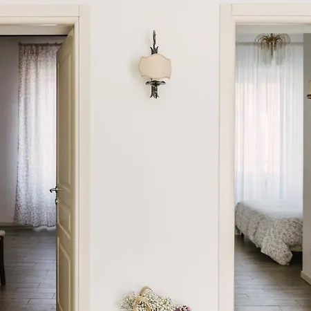 Apartment Casa Riva 1920 Rom